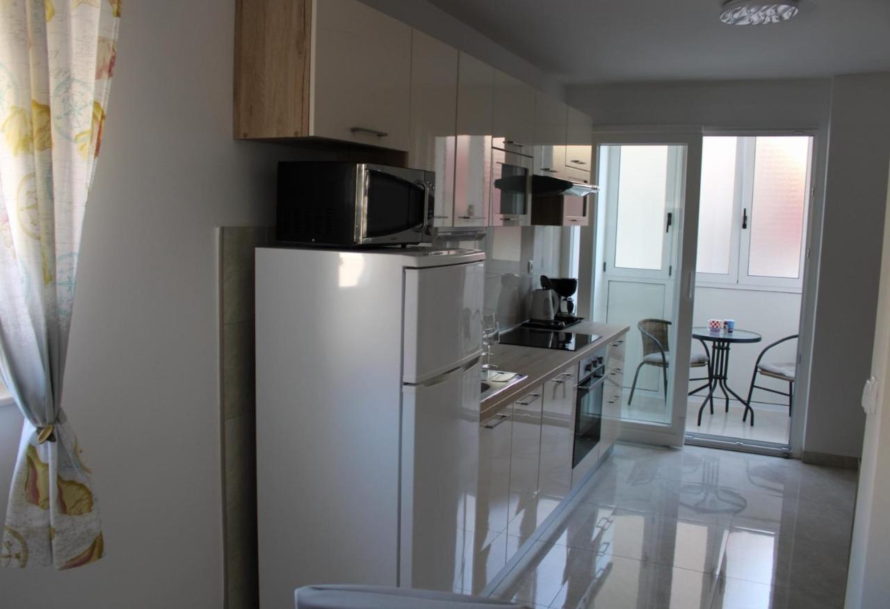 Charming Old Town Apartment Шибеник Экстерьер фото