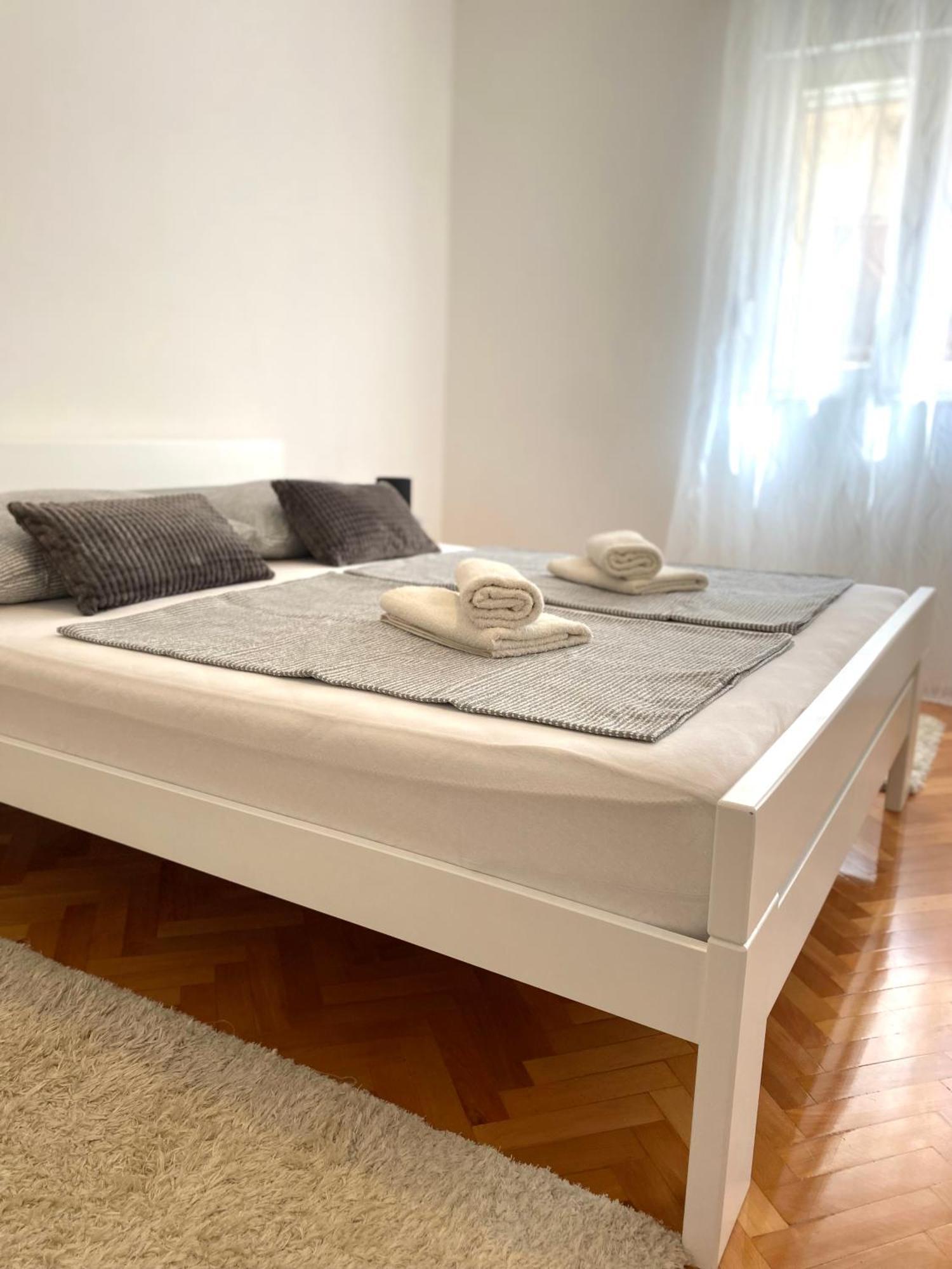 Charming Old Town Apartment Шибеник Экстерьер фото