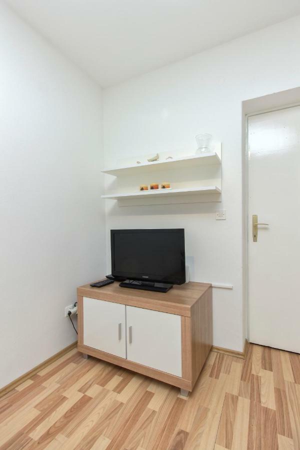 Charming Old Town Apartment Шибеник Экстерьер фото